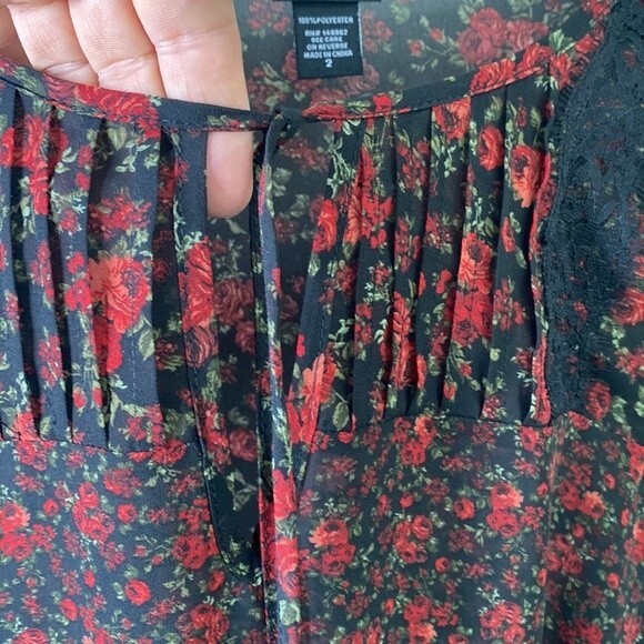 Torrid Dark Floral Print Chiffon Lace Inset Blouse Flare Sleeve Ruffle Tie Neck - Picture 6 of 16